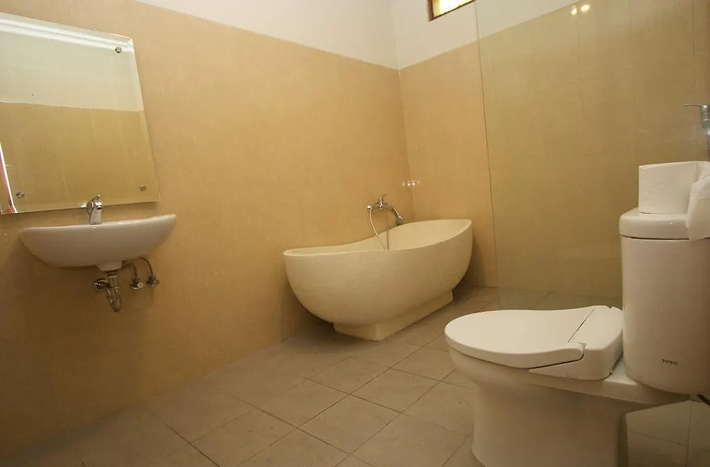 Adipana Bungalow Hotel Ubud  2*, Ubud (Bali)